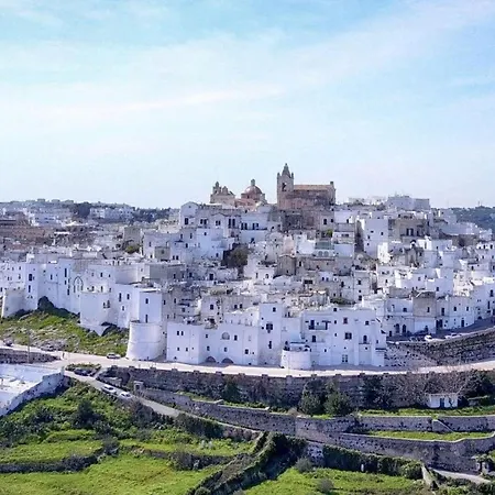 Trullo Dell Orto 奥斯图尼